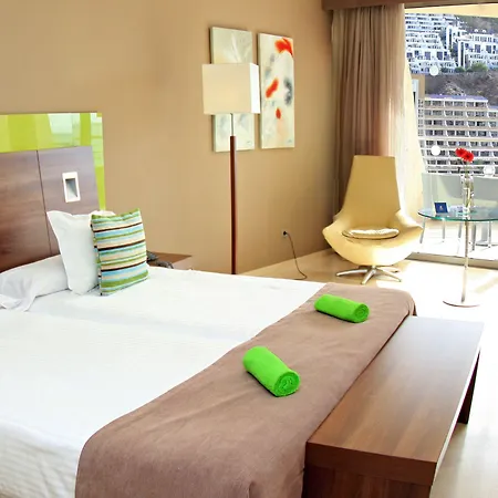 Livvo Valle & Aquapark Таурито