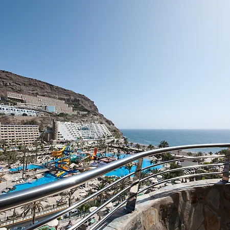 Livvo Valle & Aquapark Hotel 4*