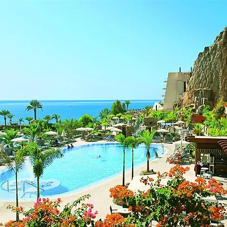 Livvo Valle & Aquapark Hotel 4*