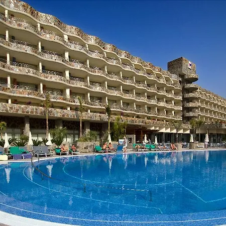 Hotel Livvo Valle & Aquapark 4*