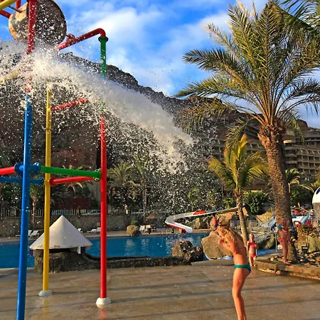 Livvo Valle & Aquapark Hotel