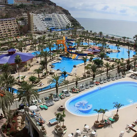 Hotel Livvo Valle & Aquapark 4*