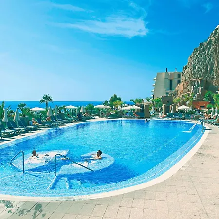 Livvo Valle & Aquapark Hotel 4*