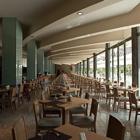 Otel Livvo Valle & Aquapark Taurito