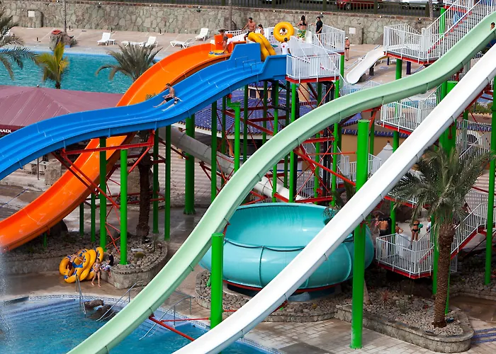 호텔 Livvo Valle & Aquapark 4*