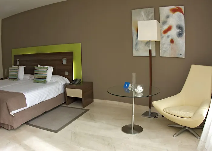 호텔 Livvo Valle & Aquapark 4*