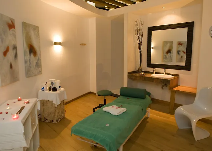 호텔 Livvo Valle & Aquapark 타우리토