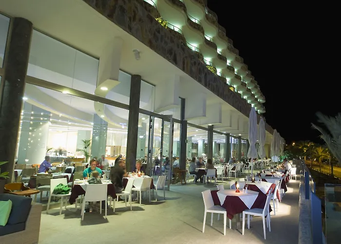 Livvo Valle & Aquapark 호텔