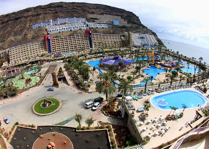 호텔 Livvo Valle & Aquapark