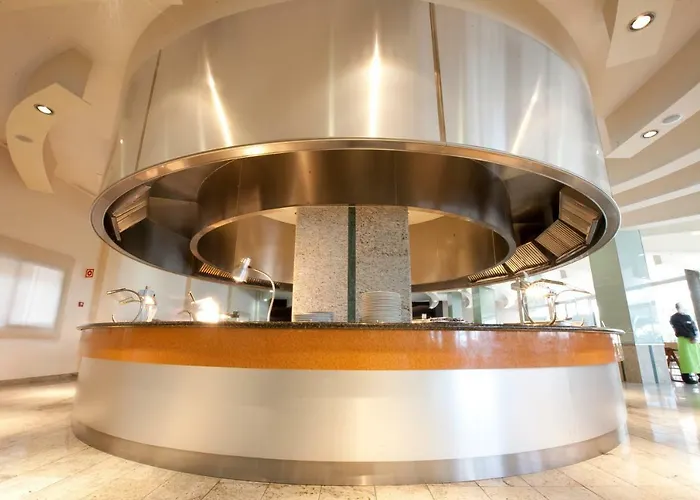 Livvo Valle & Aquapark 4* 타우리토