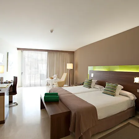 Livvo Valle & Aquapark 塔乌里托